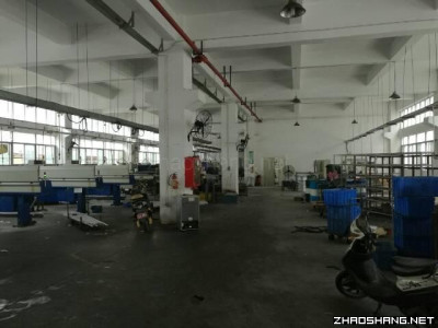光明南光高速出口大型园区1楼1050平方带牛腿