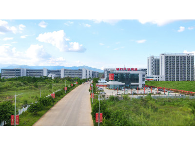 买厂房找万洋 量身定制 首富10% 50年不动产权