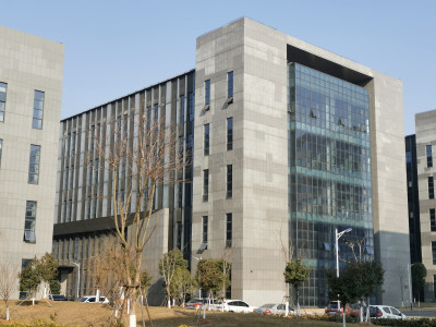 江西新建区黄堂东街1600平米厂房出租，离昌北机场1.5公里 紧邻综合码头