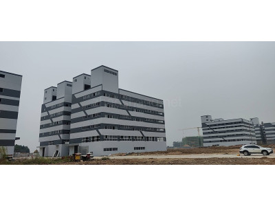 肇庆四会市42000平米厂房出售，一层一证件
