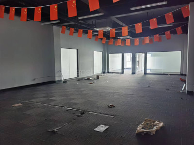 255平办公室出租，设备齐全，拎包入驻