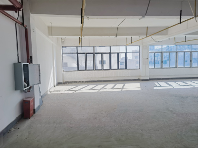 蔡甸经济开发区核心！地铁口！1500m²-3000²出租