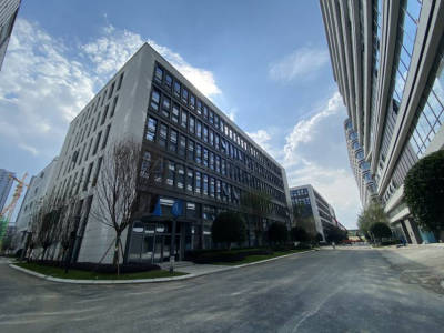 成都郫都区2000平米厂房出租